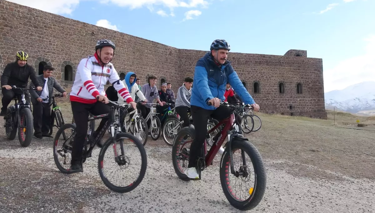 Erzurum’da Bisiklet Turu ve Cumhuriyet Kupası