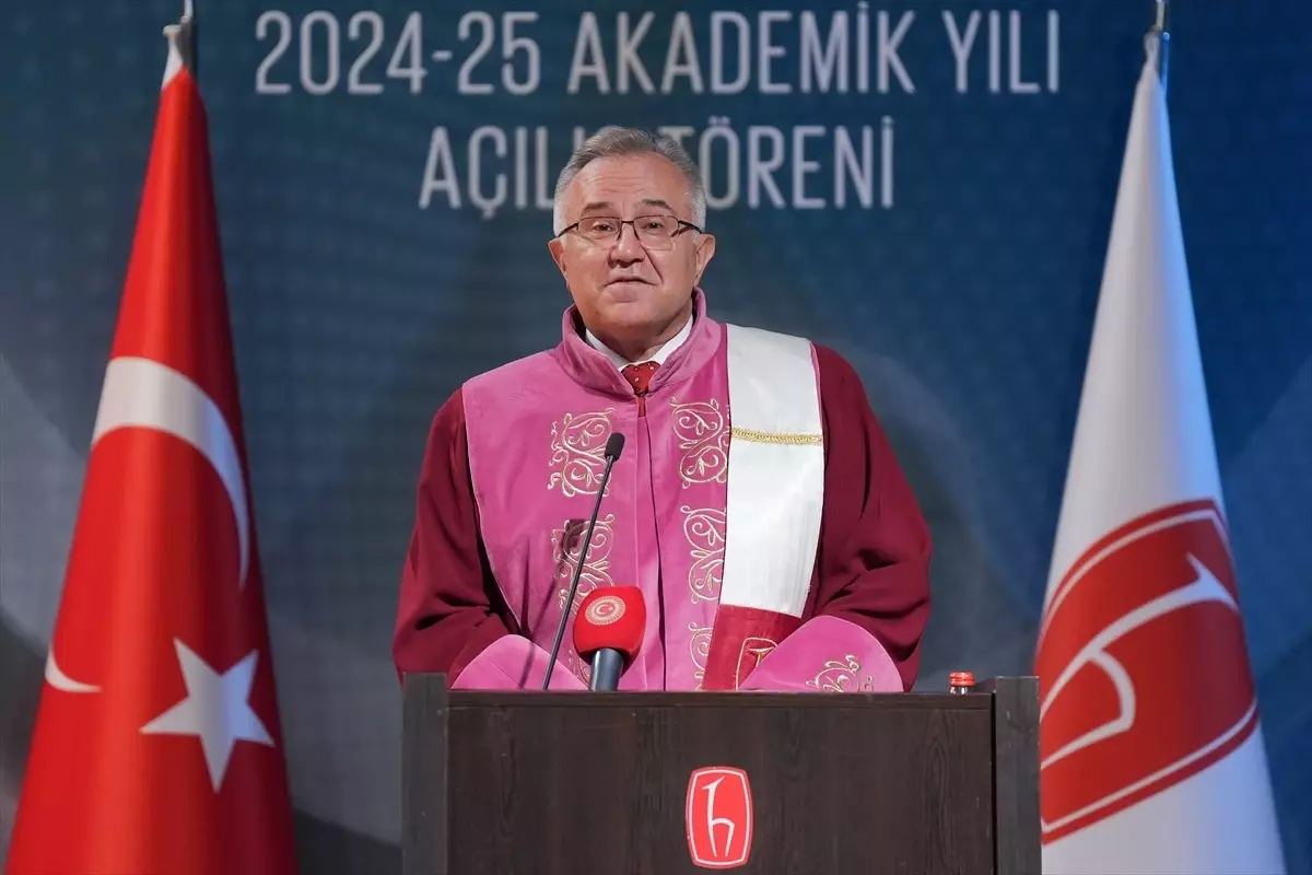 TBMM Başkanı Kurtulmuş, Hacettepe Üniversitesi 2024-2025 Akademik Yılı Açılış Töreni’nde konuştu Açıklaması