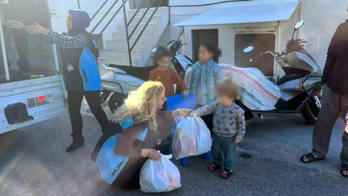 Bodrum Belediyesi’nden Çocuklara Oyuncak Desteği